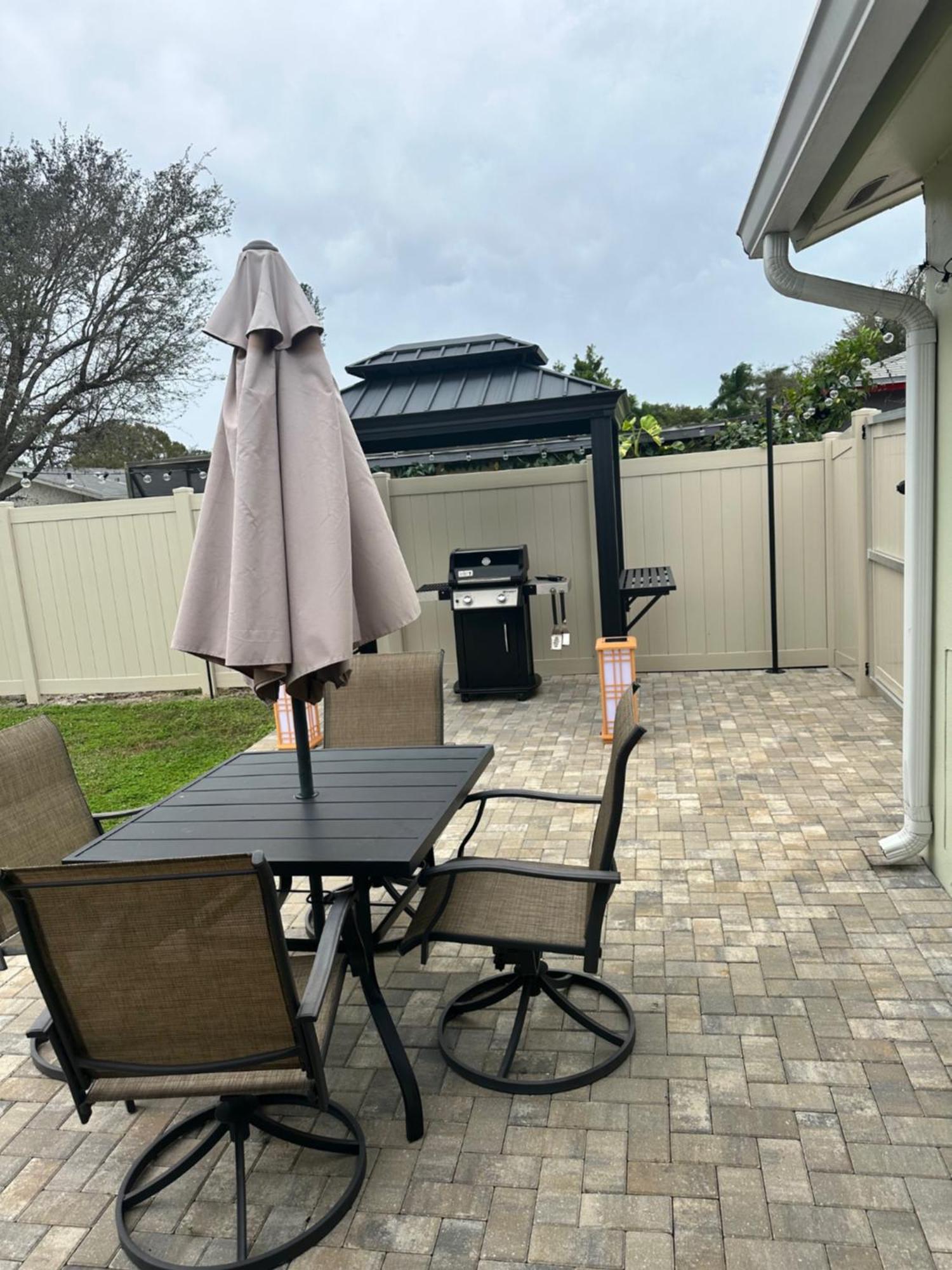 Freshly Remodeled 1970'S Single Story Villa North North Naples Εξωτερικό φωτογραφία